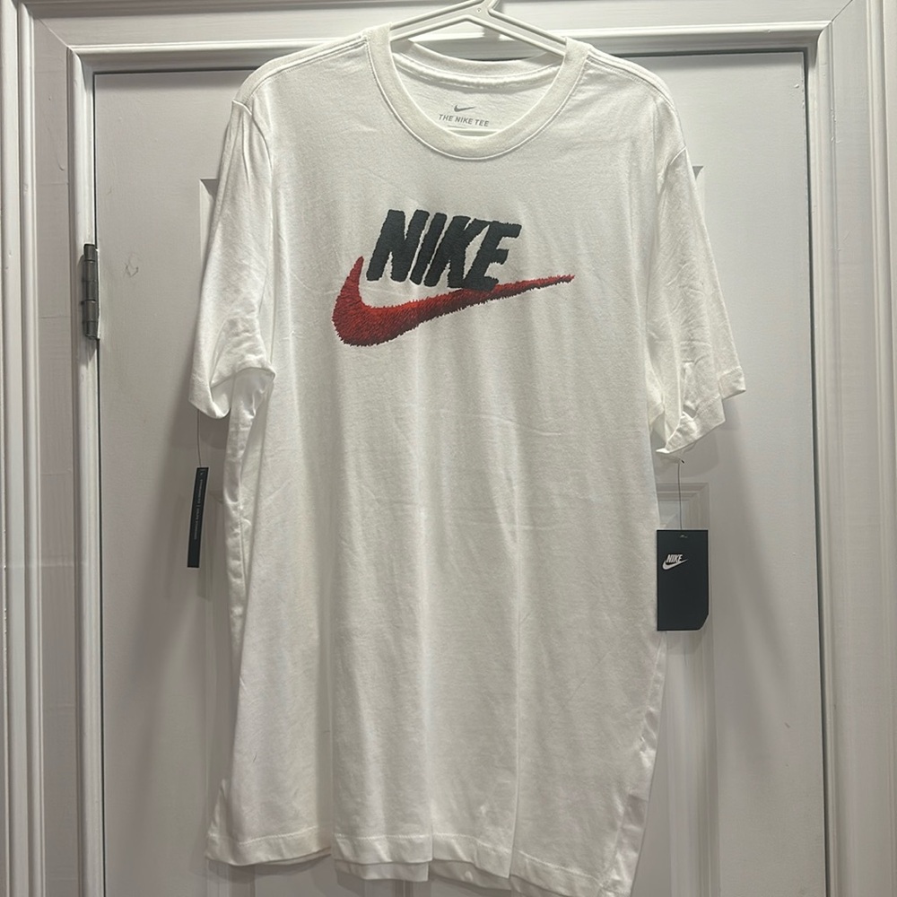 Nike T- shirt